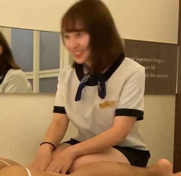 FC2 PPV 1898303 【潜入ドキュメンタリー】六本木メンズエステ・オイル手コキ隠し撮り【白根結菜（20歳）】