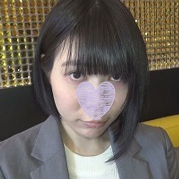 FC2 PPV 2306905 【個人撮影】黒髪ショートのスレンダー美人妻かえでさんに再会記念中出し！