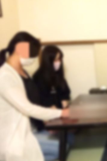 FC2 PPV 2149291 【期間限定】親が作った借金返済に充てられる娘のはずが母親も娘の横で他人棒を咥えさせられ