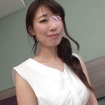 FC2 PPV 2629401 【永久保存版！四十路・人妻】「いくっ！いくぅぅぅ♡♡」スレンダー美巨乳・優しくて上品な美人美魔女が猛烈腰振り、大絶叫アクメ！ホテル中出し不倫SEX！【素人】