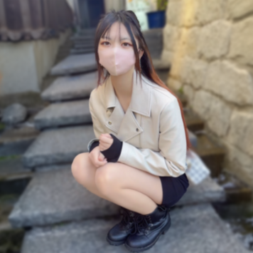 FC2 PPV 4632324 「嫌…ﾀﾞﾒｯ」透き通った声で潮吹く18歳バンド女。初のp活でダ マされ強○ﾊﾒ撮り。彼女に子宮腹パンで中出し。。