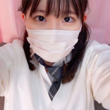 FC2 PPV 4641298 【ライブチャットアーカイブ】初配信 ゆい 有料版込み