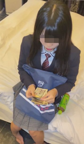 FC2 PPV 1777437 ※危険※【完全限定配信】交渉の末処女をとはいかないまでも肉棒を咥える怯えた若い子は格別