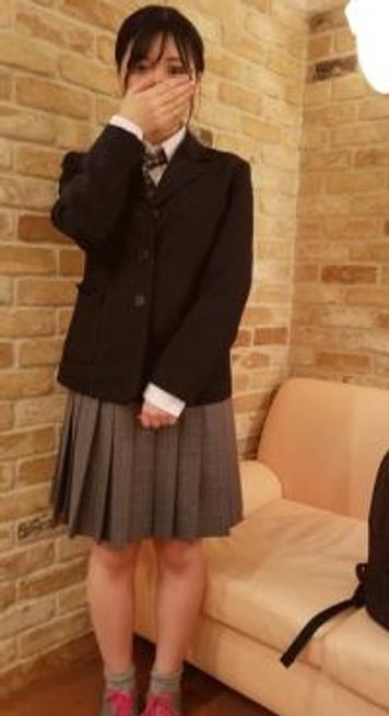 FC2 PPV 1733634 週末限定【顔出し】県立テニス部②心根の優しい少女。プレゼントからホテルで初めて挿入を試みた。