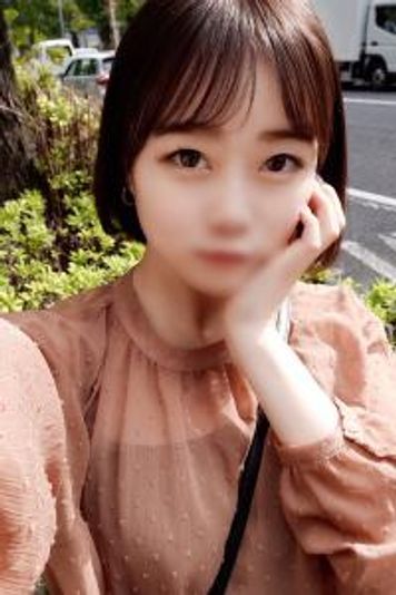 FC2 PPV 1742019 【激ヤバ！某有名女子大2年生のハメ撮り流失！】「カワイイ♥」といっぱい褒められてテンション上がってる彼女を付き合い始めたばかりの彼氏がハメ撮り！嫌な顔せずにノリノリの彼女に最後は大量中出し！！