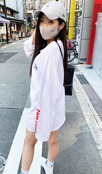 FC2 PPV 2398527 ※数量限定【ガチナンパ】【顔出し】ア○村で引っ掛けた女。顔には全モザ入れるから、なんて言葉を信じて出演OK！！生ハメ中出しでガッツリハメてきました