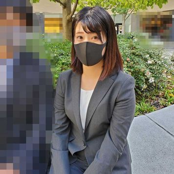 FC2 PPV 2462691 上司と女性部下。昼休憩中に濃厚接触…思いを寄せる上司に中出しされる女性社員。※オープン特価