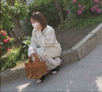 FC2 PPV 2900378 【個人】我が子の体験保育園を見守る母。目隠しで連れ去り屋上で奉仕させ、お迎えの時間まで自宅内で強制中出し。特典９分