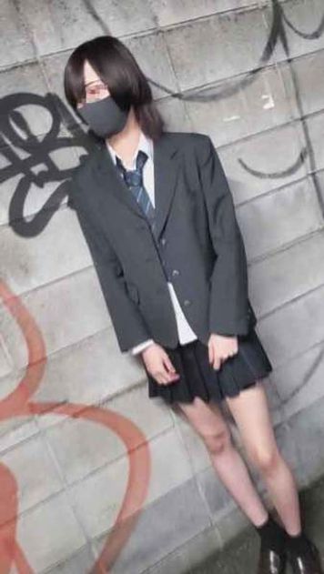 FC2 PPV 2881825 県立普通③美脚のバンド少女・華奢な身体を震わせ激しく喘ぎ痙攣マンコから中出し精子を垂れ流す