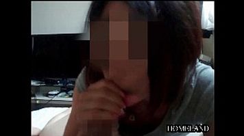 FC2 PPV 2965212 日常の様子と散歩後の夫婦の濃厚フェラ出し・深夜の人妻の自宅で欲望を充たす夫の変態上司の男