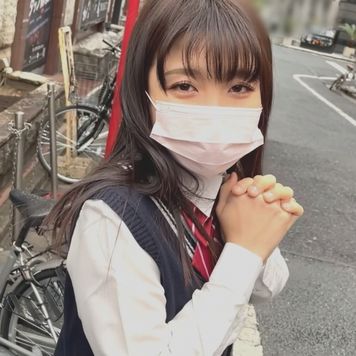FC2 PPV 2953390 独占販売【20本限定50％OFF】某アプリで知り合ったアイドル級美少女。クラスの誰も手を出せない高根の花でも、お金の力でオジサン(50)に絶対服従。【レビュー特典2つ】