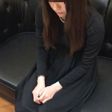 FC2 PPV 2730114 【個人撮影・ハメ撮り】金を貸した人妻の親の葬儀にご祝儀で返済させようとした回収業者に泣いて謝る人妻が犯される