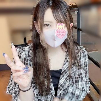 FC2 PPV 2788983 【個撮】20代アパレル店員美女の人妻さん。生活のため旦那公認のｐ活でハメ撮り。当然中出し
