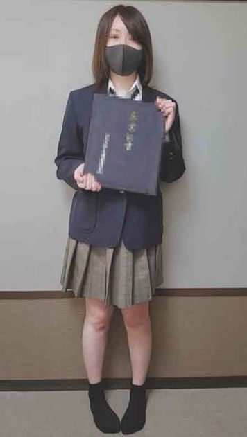 FC2 PPV 2774805 ※今日まで※私立普通科③ハーフ美少女卒業式の夜初生ハメ※目モザ無し