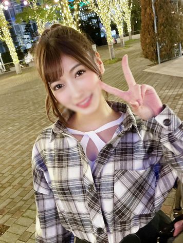 FC2 PPV 2822083 独占販売※期間限定※プロレス観戦帰りのテンション上がりまくりの巨乳お姉さんをナンパで捕獲。痴女爆発イキまくり出しまくり狂乱中出しキメパコK.O【ド淫乱M女♥】