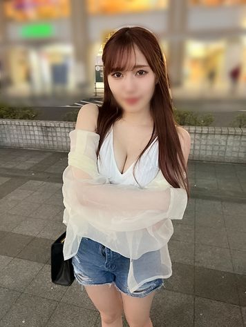 FC2 PPV 3008845 独占販売※数量限定※【神回】Ｓ級！！☆アイドル越え☆彼氏持ちの色白ギャル（２２）をお持ち帰り→自宅で生セックス☆中出し＆顔射