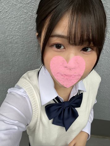 FC2 PPV 3079537 「本の知識しかなかったけど、オジサン数人に一日中マワされ中出しされて、セックス大好き淫乱マ●コにされました」文学好きマジメちびっ子を中年チ●ポ中出し精子漬け６P【素人乱交サーク
