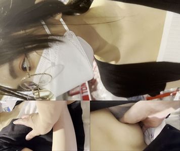 FC2 PPV 3067647 【おっぱいチカン２５】数名のハンターに狙われる胸チラ美女の生おっぱいをモミモミしましたww