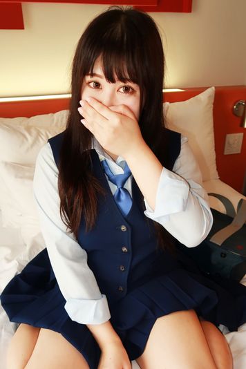 FC2 PPV 3085561 独占販売［初撮り生中]〈私立③マシュマロＧ爆乳娘〉激ピス乳揺れダイナマイトおっぱい！危険日にゴム無しで連続膣奥にザーメン大量射精！！