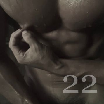 FC2 PPV 3127923 22再販【個人撮影】乳首ちぎれそうでこわい…快感に貪欲な彼が思いつきで乳首いじりにのめり込む40分…