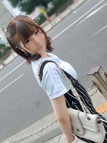 FC2 PPV 3122304 独占販売※数量限定※【ろり巨乳】秋葉原コンカフェでゲット 148cm・Gカップ さくら19歳 むちむち萌えボディ 小さなまんこにデカチンぶっ刺し鬼ピストン 【中出し特典映像あり】