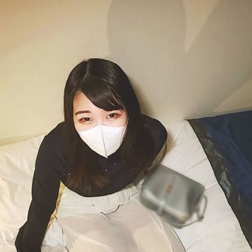 FC2 PPV 3113996 【VR・無】地方出張で出会ったハタチなりたてのガルバ娘・真夜中のホテルで密会