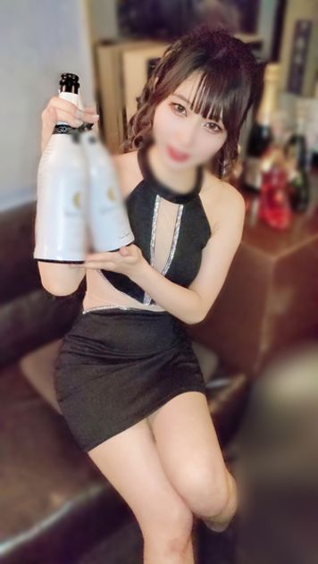 FC2 PPV 3195196 キャバ嬢・奨学金で苦労してるため枕で中出し趣味ハメ撮り・内緒で公開
