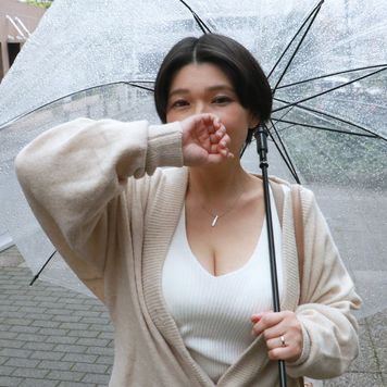 FC2 PPV 3298509 経験人数ひとりの巨乳妻をいきなりNTR貸し出しした無茶振り夫が他人棒によがりまくる奥様を見て自分の不甲斐なさを痛感した映像がこちらです【嫁ちゃん倉庫】