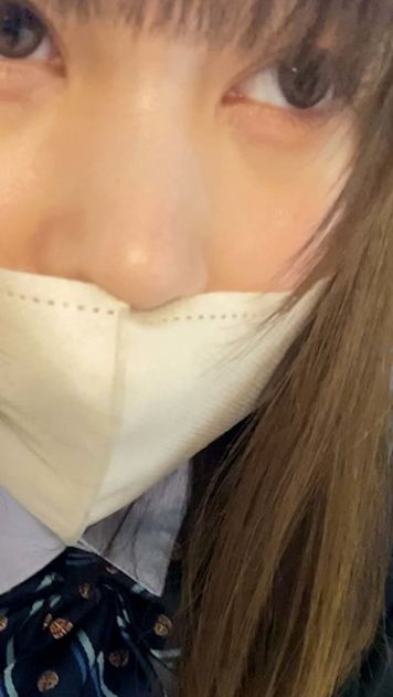 FC2 PPV 3422998 【乗車記録39】アイドル顔の青チェ女子〇生…剛毛下半身はグショグショ