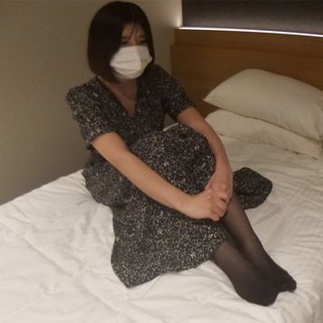 FC2 PPV 3270481 ※初回数量限定500pt【フェラ・口内射精】財産目当てで歳の差婚した人妻から再支援要請。利息回収もまだなので、まずはオナニーさせました［前編］
