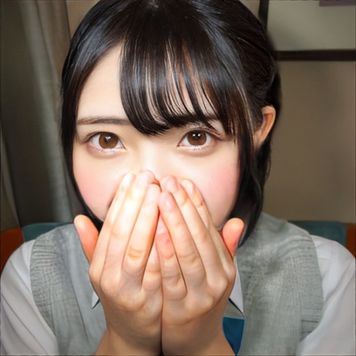 FC2 PPV 3595233 FC2初顔出し。笑顔で舐めてくれる䍏光未経験のアイドル級。