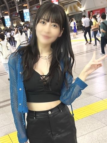 FC2 PPV 3851930 ひなこ(22)顔がとにかくかわいいくて性欲が強いです。静岡から呼び出しました。【レビュー特典】
