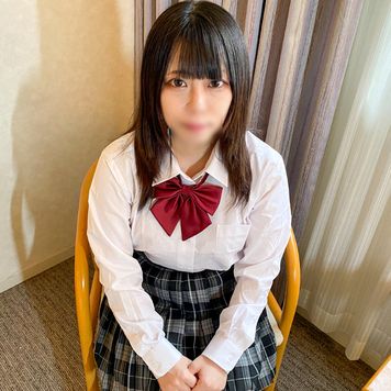 FC2 PPV 3591389 ※23日まで1280pt【モ無】【顔出し】※本物制服※【その２】人気バンドでボーカルをつとめる低身長で隠れ巨乳なあの*に中出し（1時間4分）