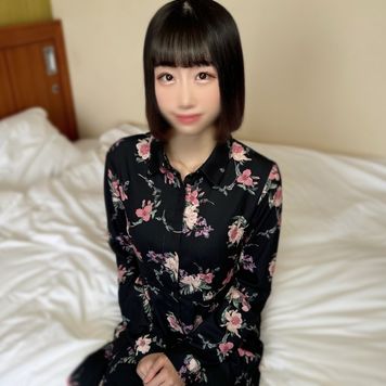 FC2 PPV 4605286 神乳！【無】【パイ射・中出し】神乳の授にゅう手コキで大興奮して発射。物足りなくてシャワーの後に中出しSEX。※特典あり