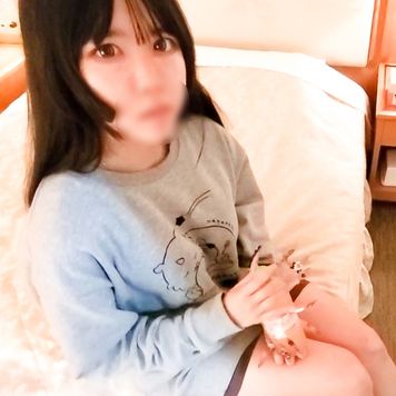 FC2 PPV 4063133 ※3日間限定※900pt【初撮り】【顔出し】軽音楽サークル所属の低身長ちっぱい有毛キツマ◎コに生肉棒挿入中出し（50分）