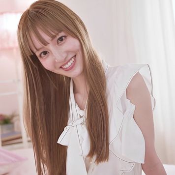 FC2 PPV 4567097 【極秘】元アイドル・石〇佳〇の貴重な初撮りMR【DL有り】【期間限定】