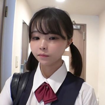 FC2 PPV 4295386 まだあどけなさ残る18才　大切に撮影しようと思いましたが、泣かせてしまいました。