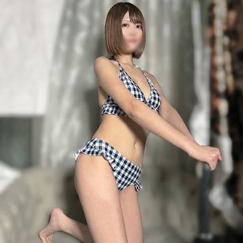 FC2 PPV 4381833 【#118※身バレ覚悟のため限定公開】撮影会終わりのグラドルちゃんを出待ちして、夜の撮影会で生中出しの背徳感がやばかった。