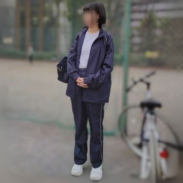 FC2 PPV 4338054 マネージャー。セックスしたあとおじさんと帰り剛毛まんこに中出し