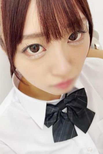 FC2 PPV 4356827 【FC2初投稿】有名アイドル事務所の最終選考を通るほどに可愛い、自慢の彼女と初めてのハメ撮り