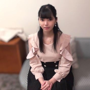FC2 PPV 4522937 【黒歴史確定】名門音大に通う19歳 報酬に釣られ了承した公開オナニー＆人生初中出しの一部始終
