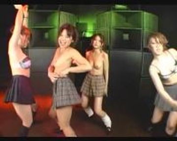 Ｈｉｐ　de　Dance　Party (1) 制服編！
