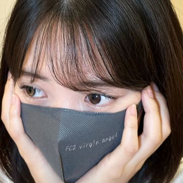 FC2 PPV 4574439 【全FC2ユーザーを恋に落とす】アイドルを目指す純白の初心天使降臨。即DL必須過激映像を収録した米国管理4Kあり。