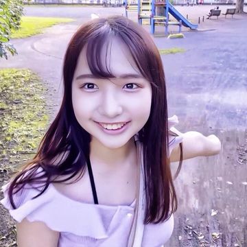 FC2 PPV 4588608 ※在庫のみの販売【天使】こ役×爆乳の神が生んだ奇跡なり立て18歳。