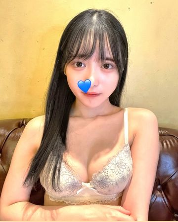 FC2 PPV 4589272 【究極】♂弁護士×♀モデル＝S級18歳！　危険日無責任中出し＋詰まったまま疲労限界の2回戦!!　盆休み前全日本男児に送る渾身のハメ撮り。※先着購入者限定渡されて一切加工無しのオリジナルVerを送付（1