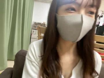 【限定数・期間限定】【Bカップ人妻】みんな寝静まったのでこそこそ配信(＞＜) 20220505