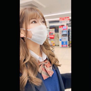 FC2 PPV 4665490 【顔出し】大人顔負けの気品、美しき青春の象徴に大量中出し。