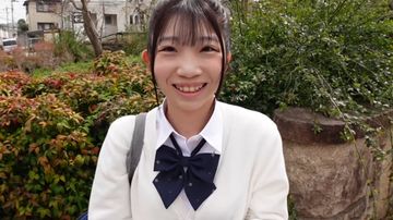 黒髪色白マジメ系美◯女がおじさん二人とするセックスで痙攣しまくりでエロい件