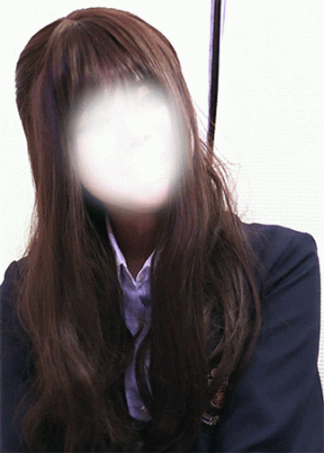 FC2 PPV 4684410 制服女の甘酸っパンティ　進路の為に見せちゃう！