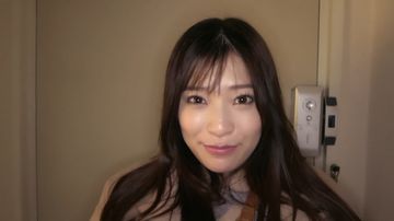 爆乳痴女妻の赤裸々な一面にクローズアップ。顔をうずめたくなるマシュマロおっぱい！2